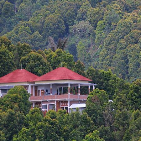 Bali Bening Hotel Munduk Екстериор снимка